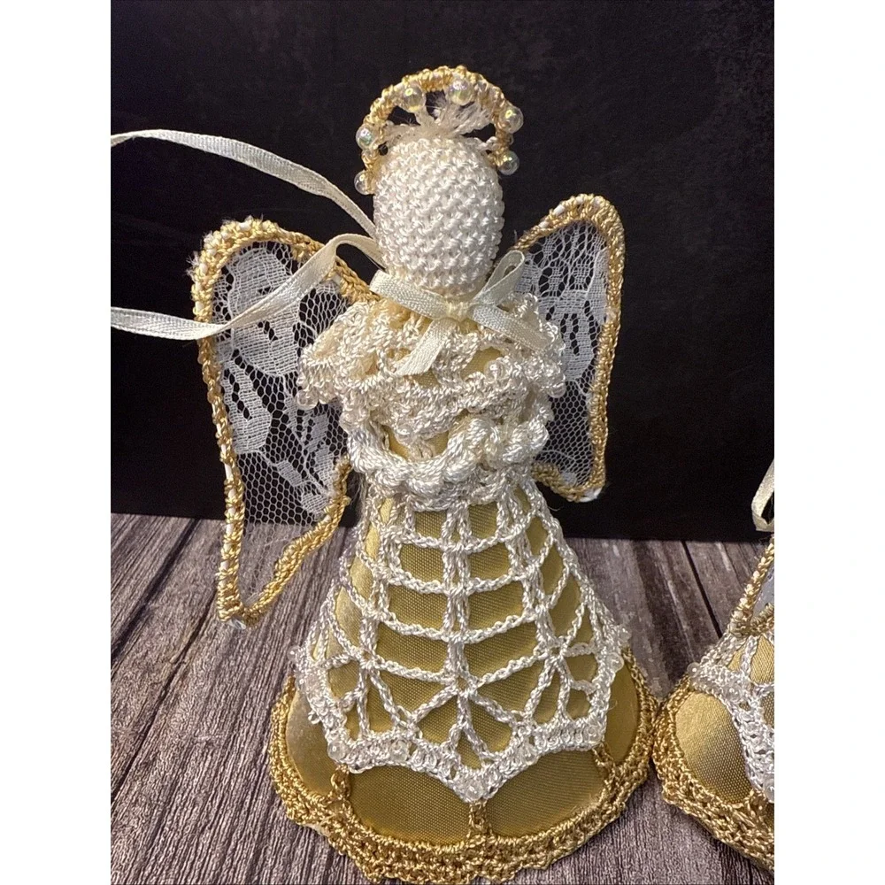 Angel Crocheted Lace with Pearl Beads Halo Wreath Cream Off White  Vintage